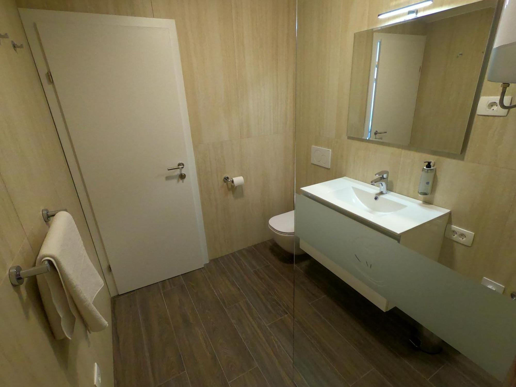 Dea Del Mar Apartments Изола Экстерьер фото